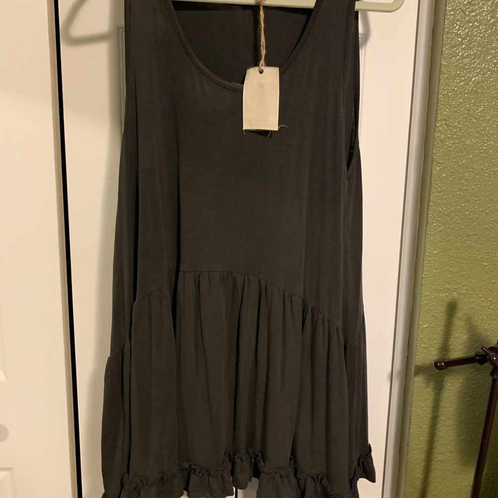 Three bird nest sleeveless tunic